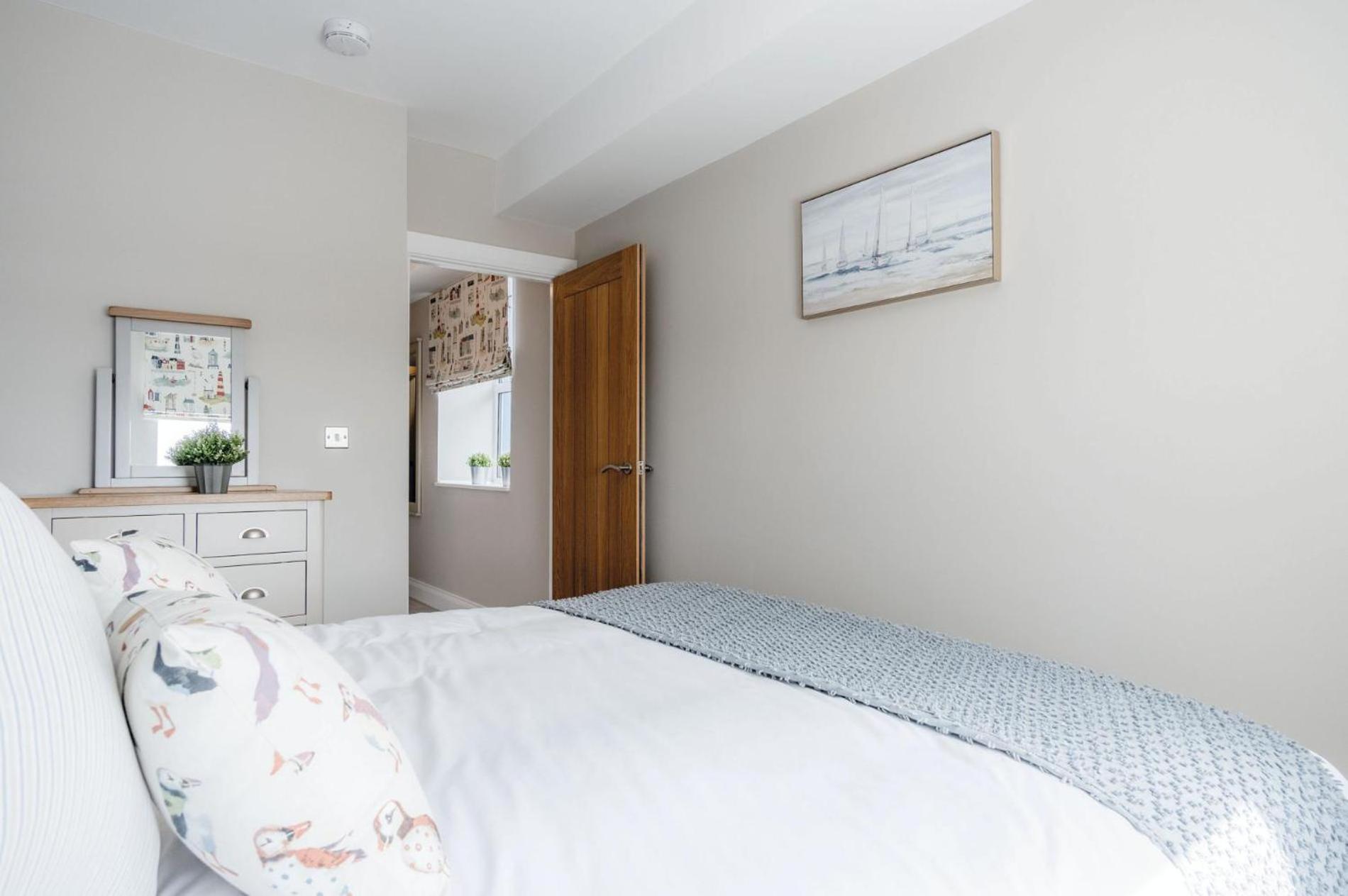 Harbour View - 2 Bedroom Apartment - Milford Haven Exterior foto